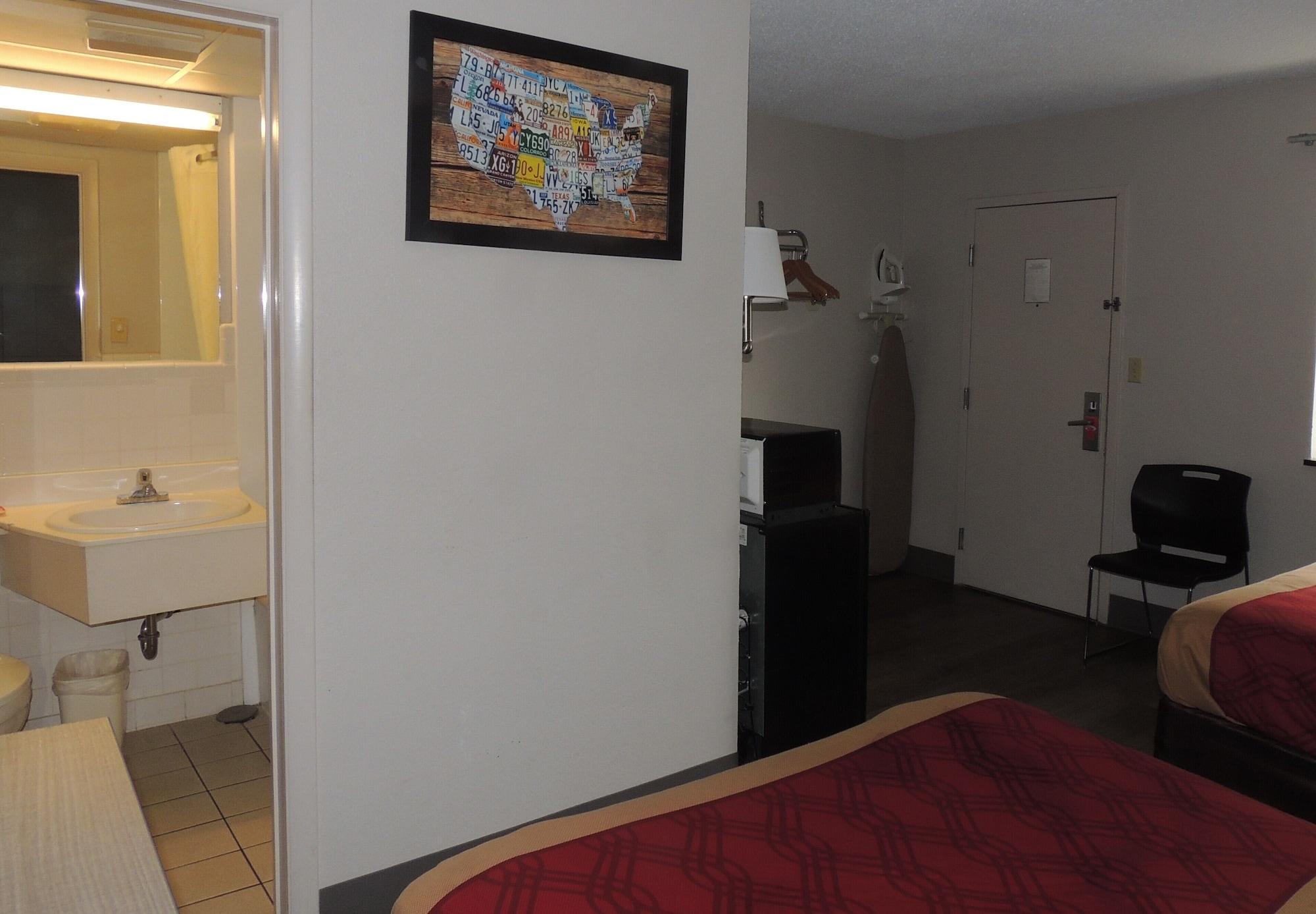 Econo Lodge Dewitt I-90 Zewnętrze zdjęcie