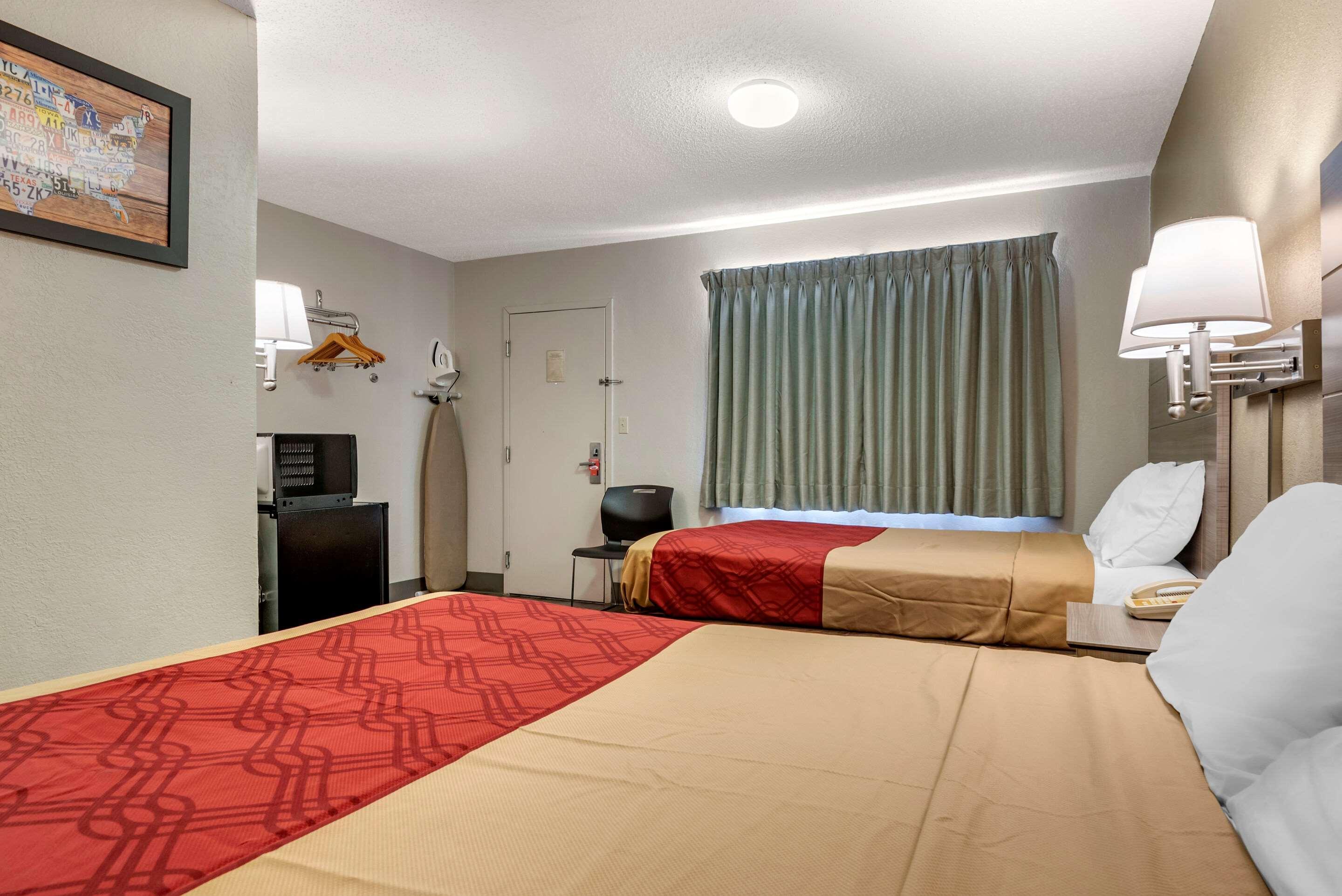 Econo Lodge Dewitt I-90 Zewnętrze zdjęcie